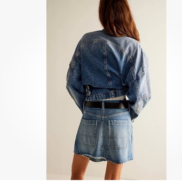 We The Free Blue Jean Shorts High-Waisted Raw Hem - Picture 4 of 12